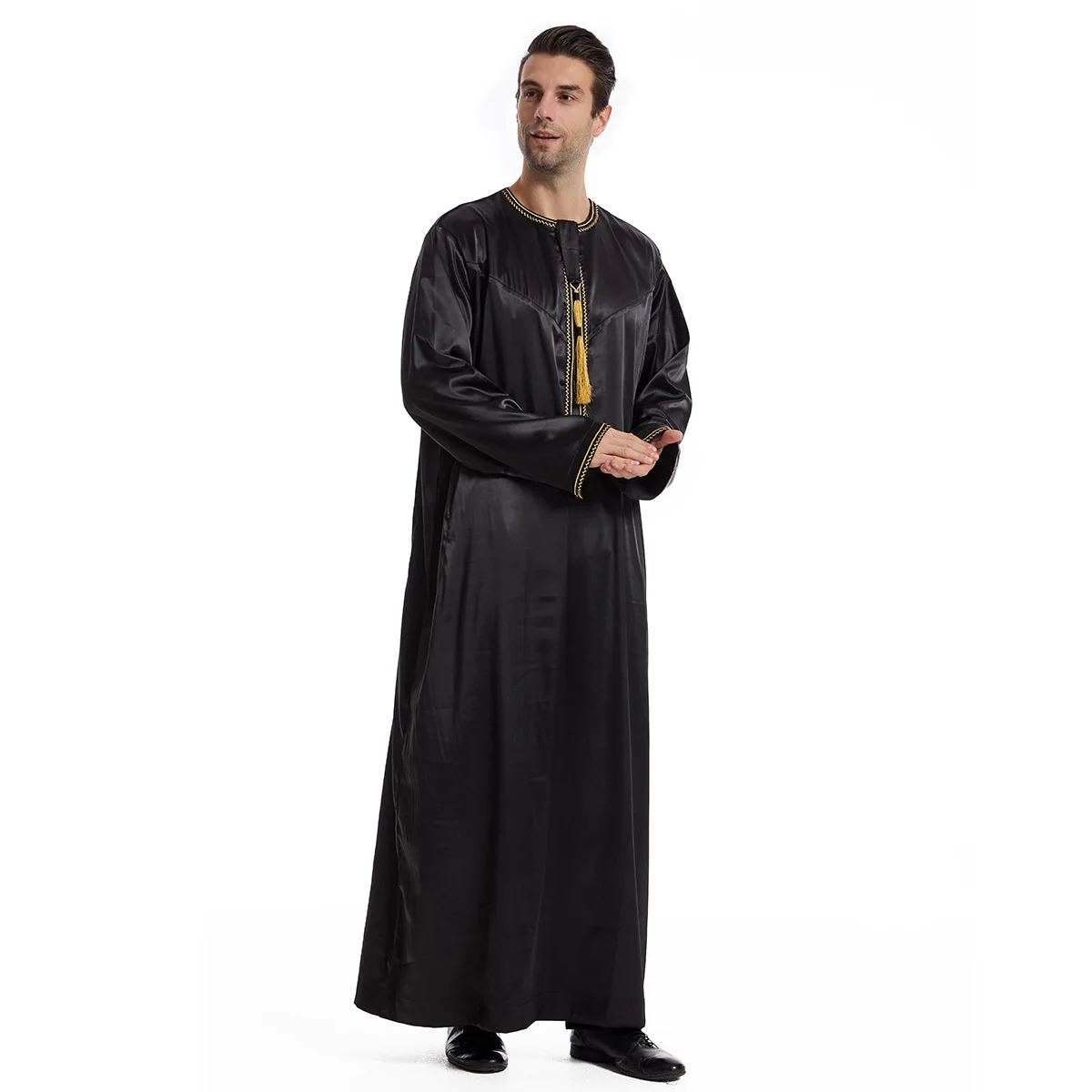 イスラム教徒の男性用イードドレス、ジュバ、トーブ、メンズアバ - Men Formal Wear Dubai のレビューと価格