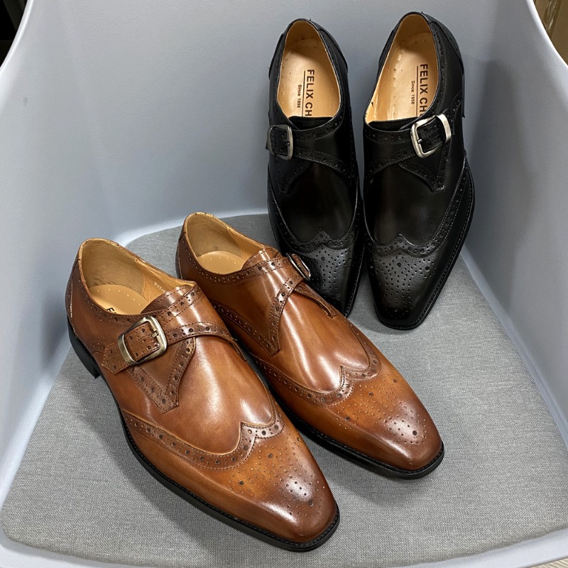 メンズカジュアルシューズ彫刻革シングルシューズファッション中 - Men'S Formal Party Wear Shoes のレビューと価格
