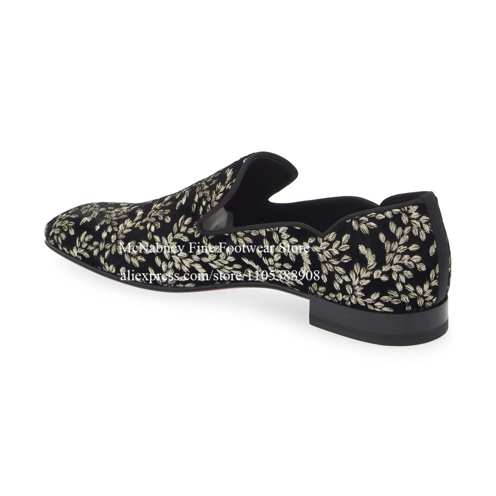黒のシルクベルベットスリッポンローファー男性用リーフ刺繍マン - Men'S Formal Party Wear Shoes のレビューと価格