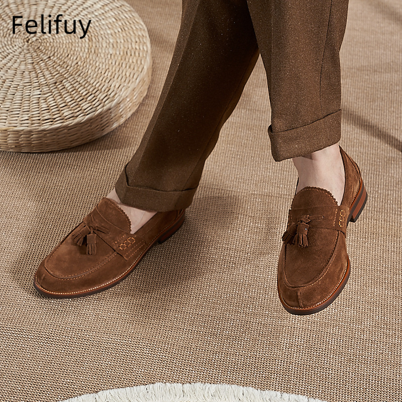 新しいブラウンメンズフラットローファー牛革スエードタッセルカ - Men'S Formal Party Wear Shoes のレビューと価格