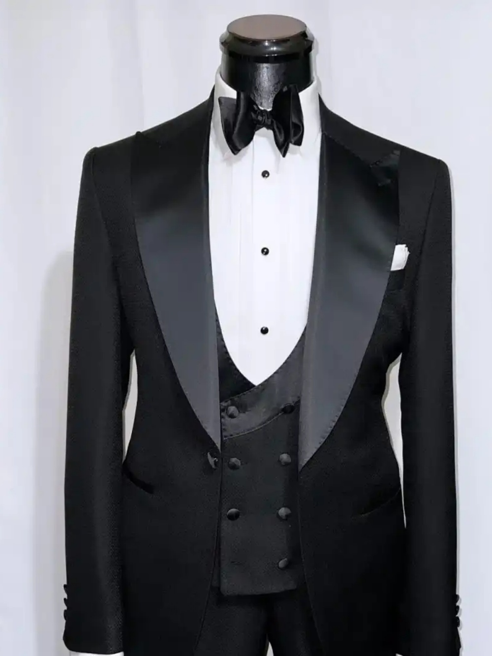 フォーマルな結婚式のタキシード、ピークドラペル、3ピース（ジ - Men'S Formal Wear No Suit のレビューと価格