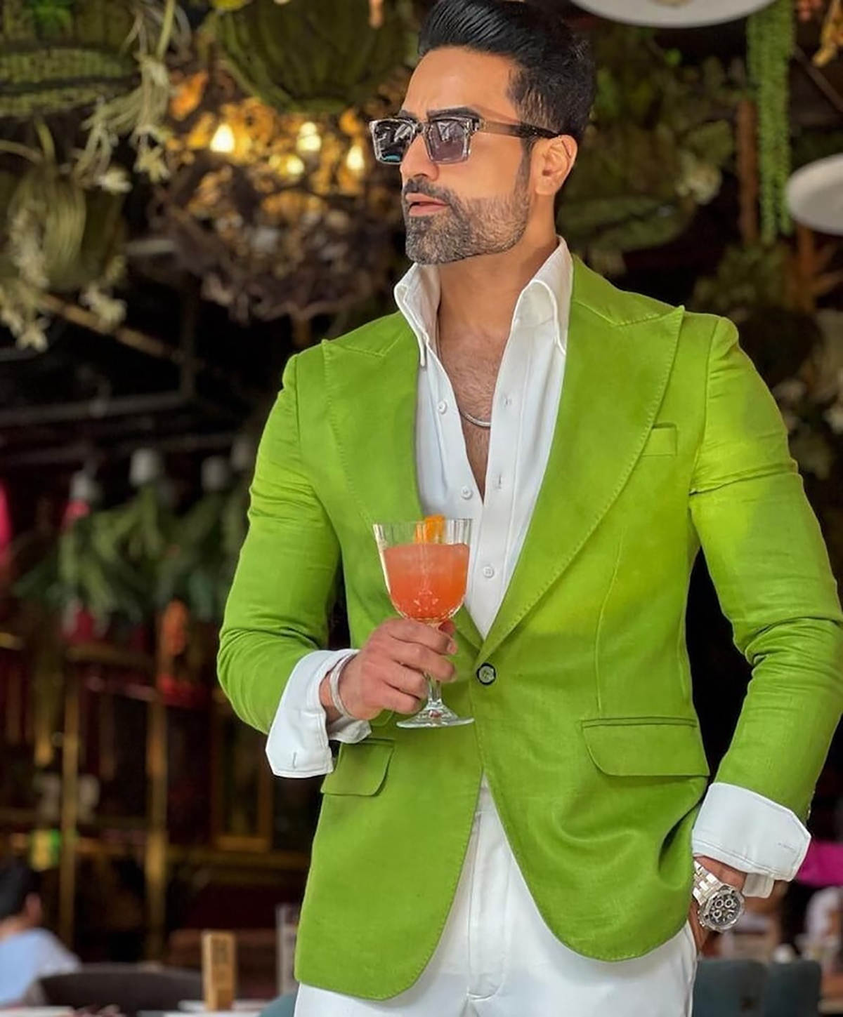 ハンサムグリーン新郎男性結婚式タキシードカスタムメイドピーク - Men'S Formal Wear No Suit のレビューと価格