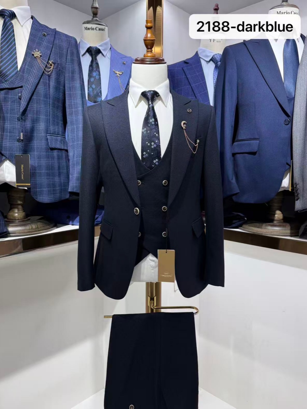 ダークブルー メンズフォーマルスーツ3点セット ビジネスオフ - Men Formal Wear Clothes のレビューと価格