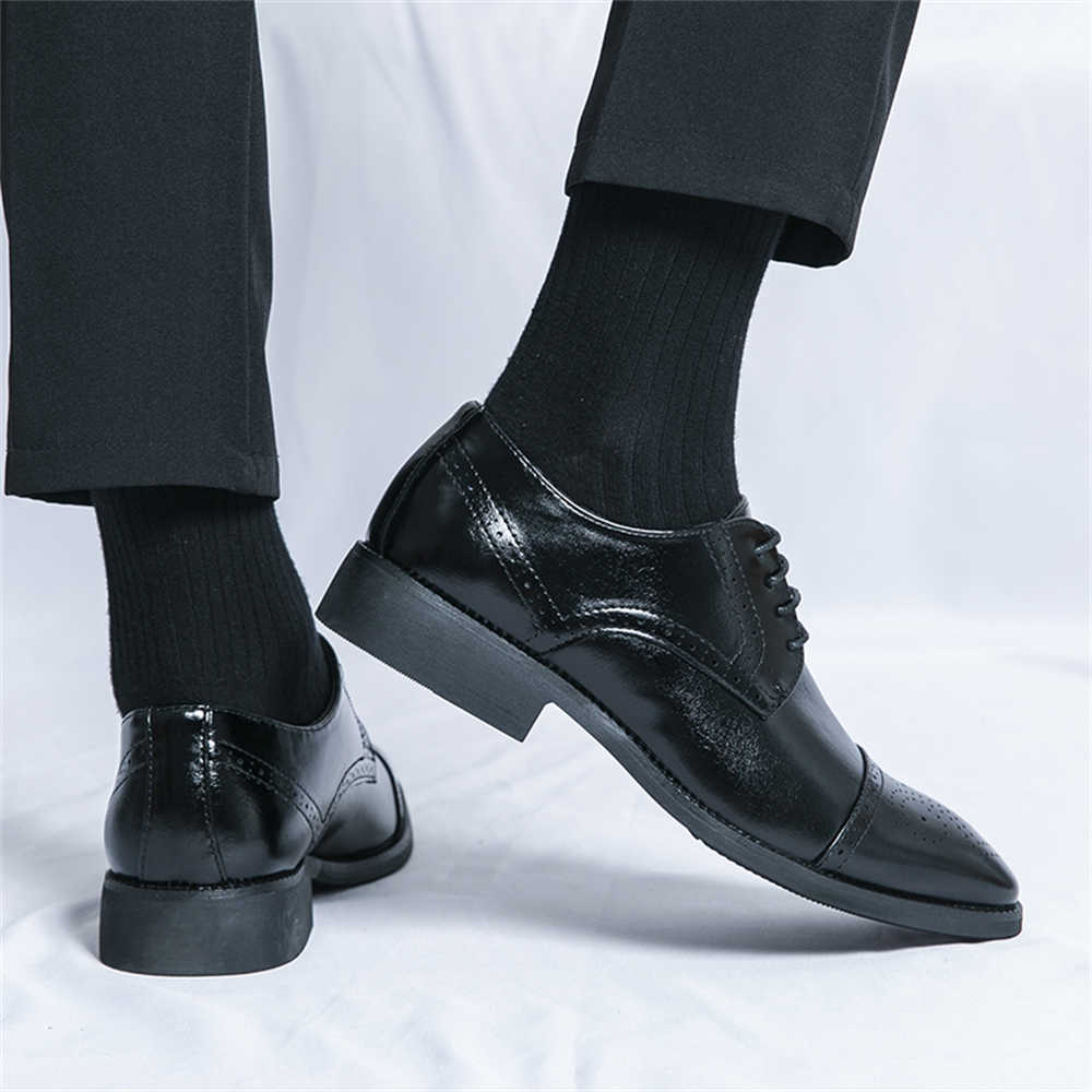番号 44 セミフォーマルランニングシューズメンズカジュアル - Men Formal Wear With Sneakers のレビューと価格